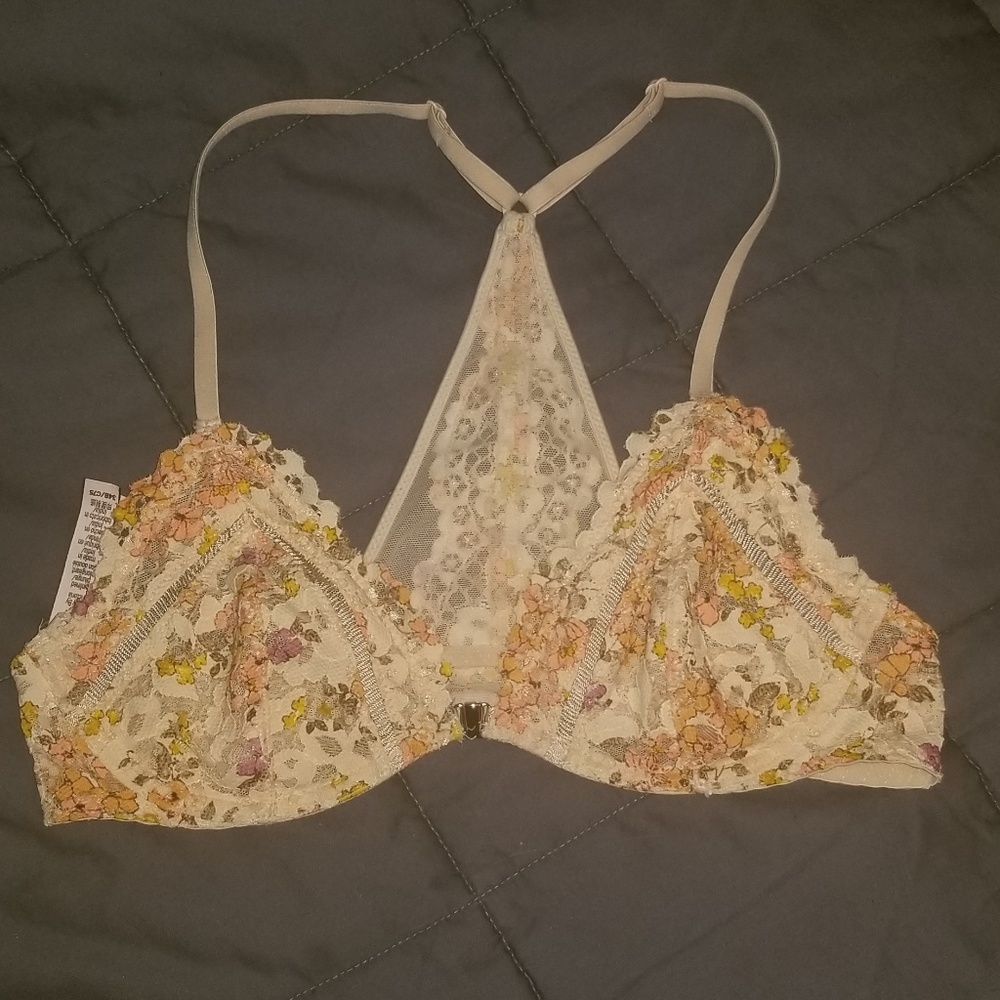 SOLD🌸VS Bralette🌸